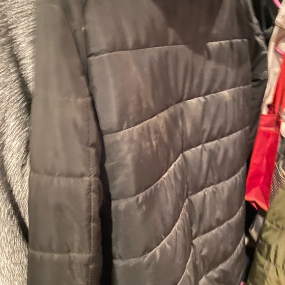 Jacket, Black Quilted Puffer - Picture 5 of 11